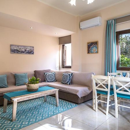 Iro City And Beach Boutique Homes 干尼亞 外观 照片