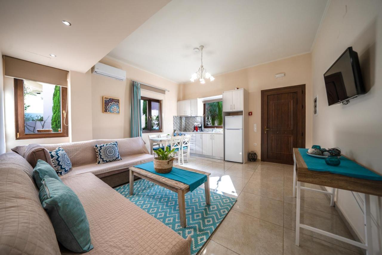 Iro City And Beach Boutique Homes 干尼亞 外观 照片